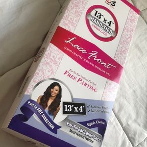 Bobbi Boss Sylvanna Lacefront Wig